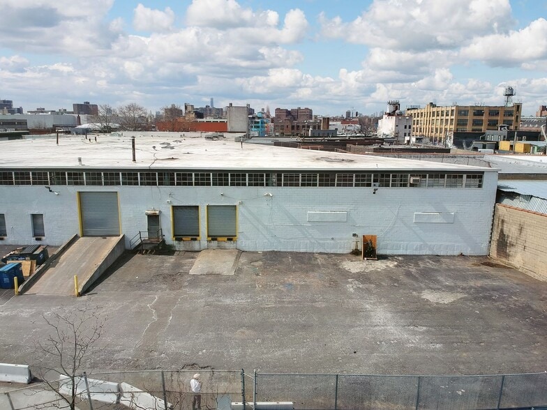 More Photos Of 154 Morgan Ave, Brooklyn Warehouse For Lease