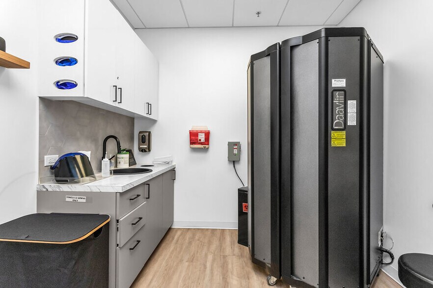 More Photos Of 5060 Tennyson Pky, Plano Medical For Sale