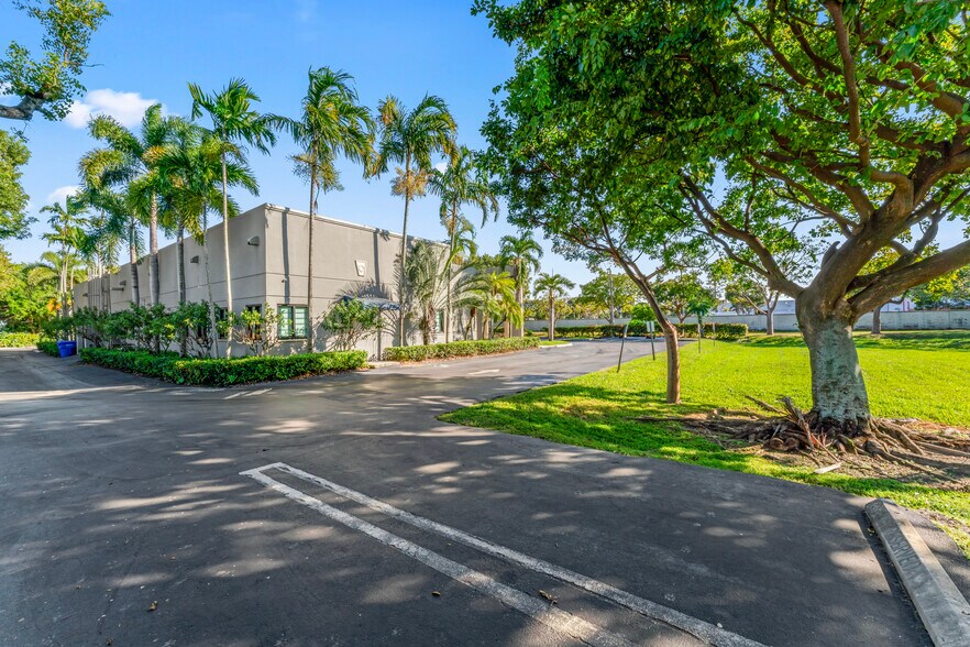 More Photos Of 13250 SW 135th Ave, Miami Loft Creative Space For Sale