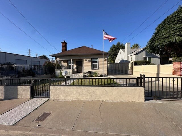 Primary Photo Of 519 E Stuart Ave, Redlands Office Residential For Sale
