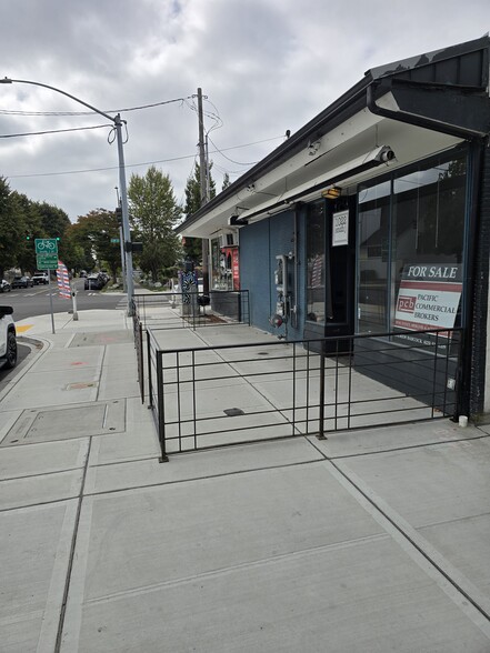 More Photos Of 1022 S J St, Tacoma General Retail For Sale