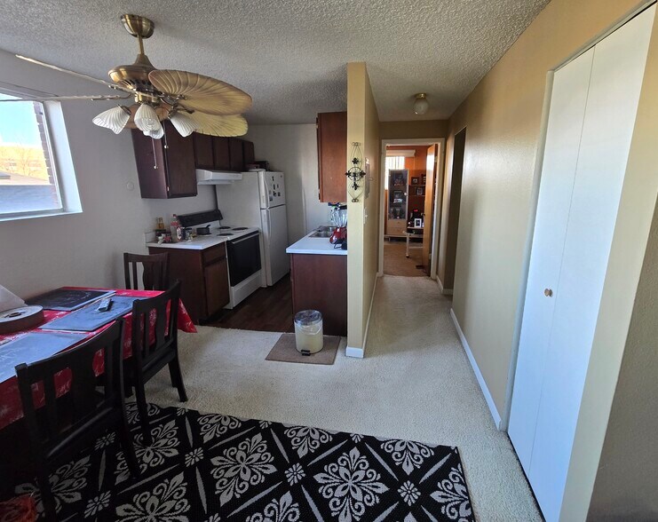 More Photos Of 1995-1997 Akron St, Aurora Apartments For Sale