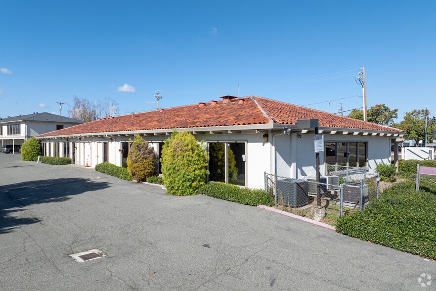 Primary Photo Of 554 Blossom Hill Rd, San Jose Office For Sale
