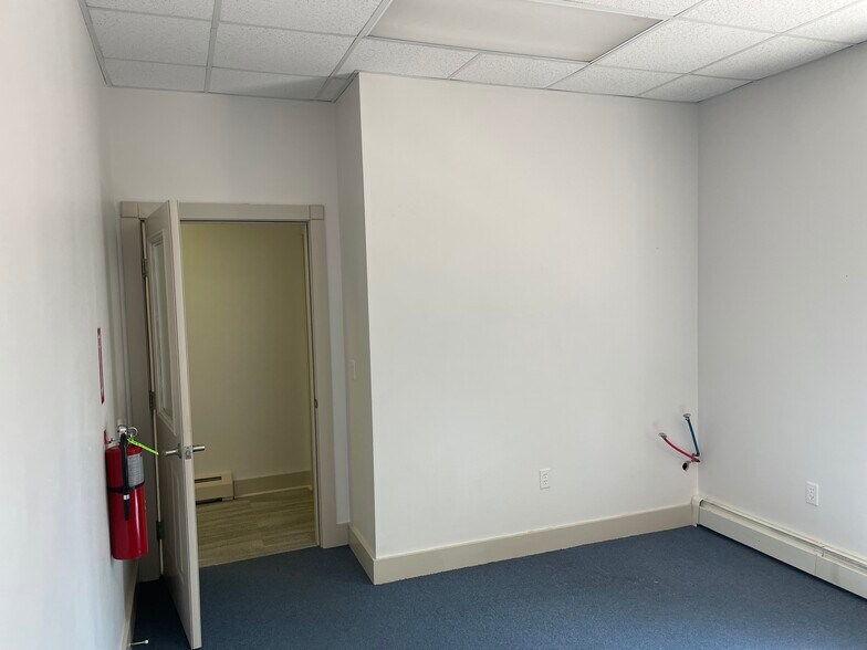 More Photos Of 41 Depot St, Bridgton Office For Lease