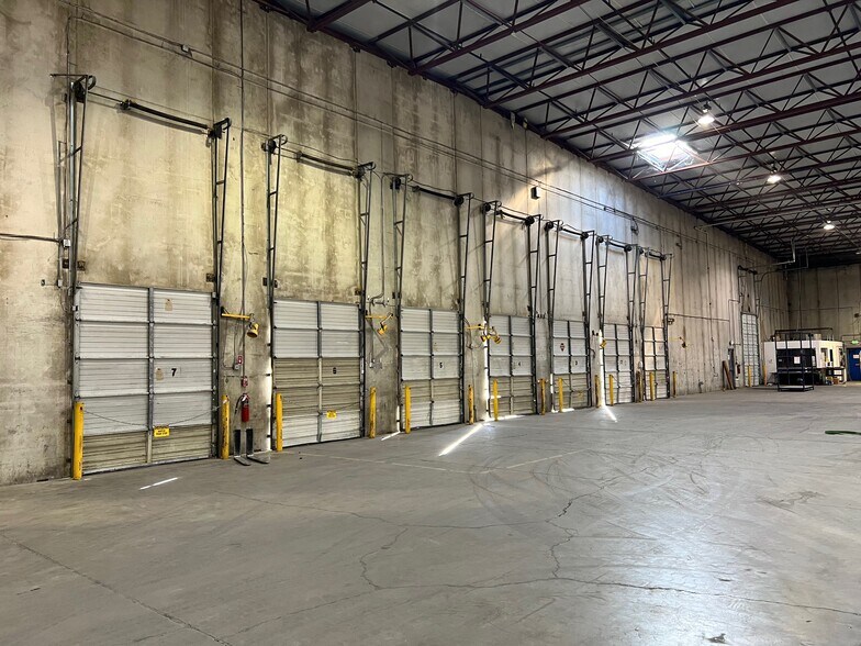 More Photos Of 1701-1899 S Academy Blvd, Colorado Springs Unknown For Lease