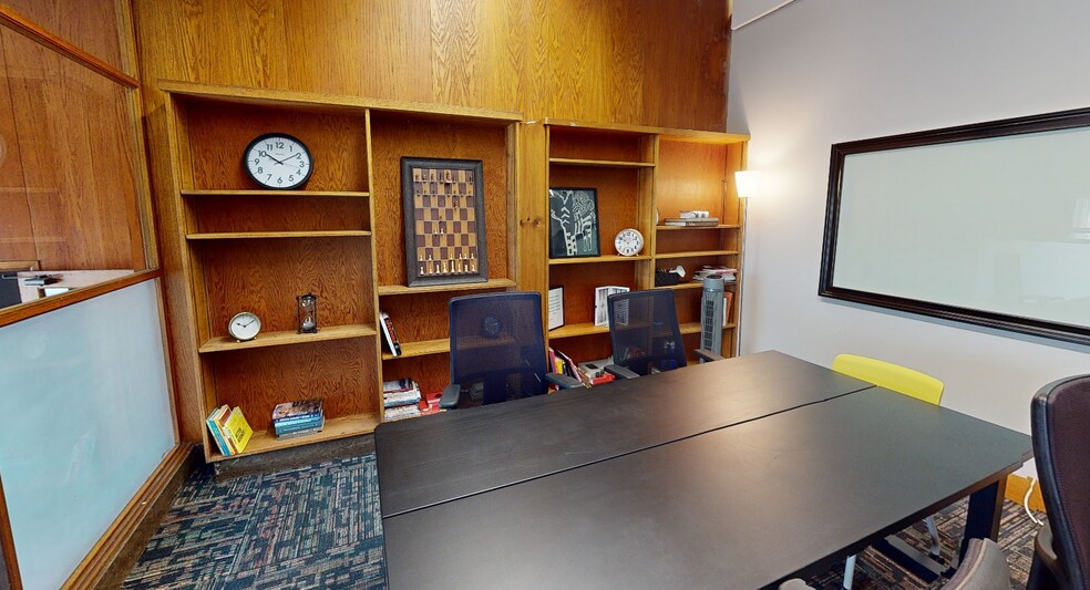 More Photos Of 6219 Guilford Ave, Indianapolis Loft Creative Space For Sale