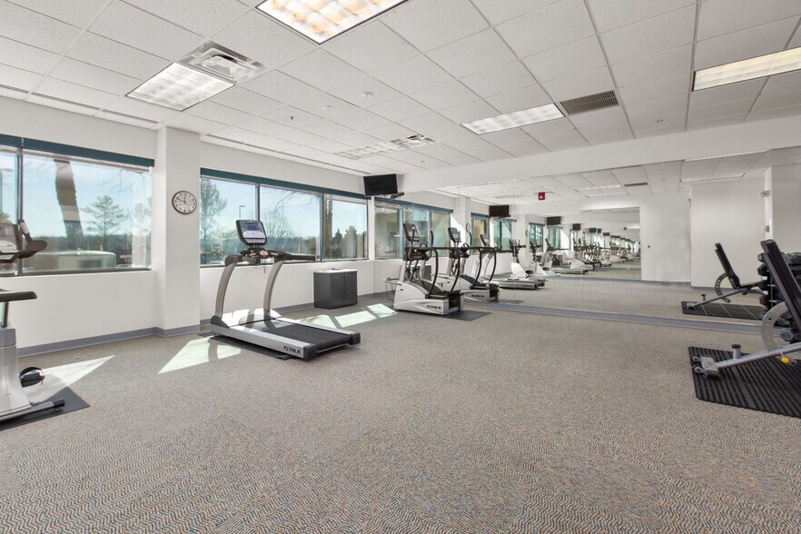 More Photos Of 10304 Spotsylvania Ave, Fredericksburg Office For Lease