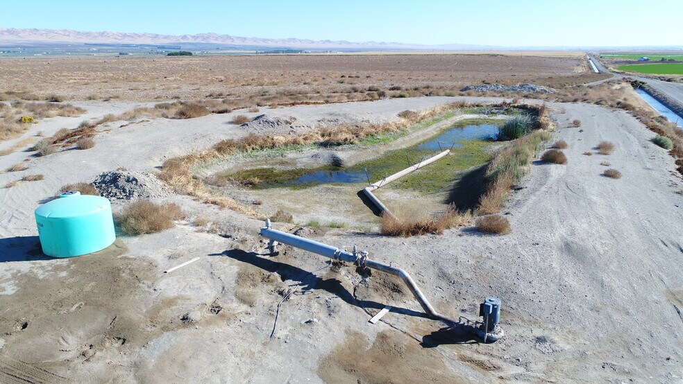 More Photos Of Road 25.5 Rd @ Road J, Mattawa Land For Sale