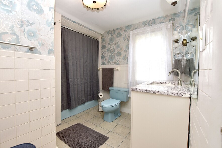 More Photos Of , Johnson City Specialty For Sale
