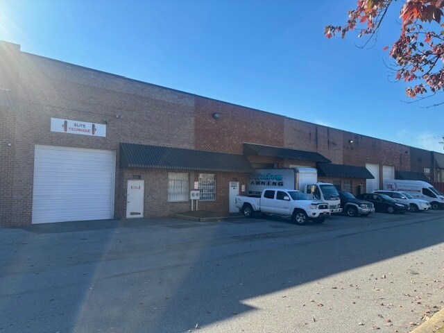 More Photos Of 7708-7732 Old Alexandria Ferry Rd, Clinton Warehouse For Lease