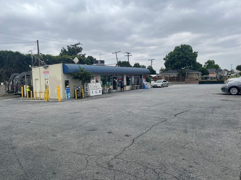 More Photos Of 9706 Telegraph Rd, Downey Service Station For Sale