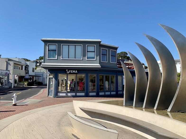 Primary Photo Of 14 Main St, Tiburon General Retail For Lease