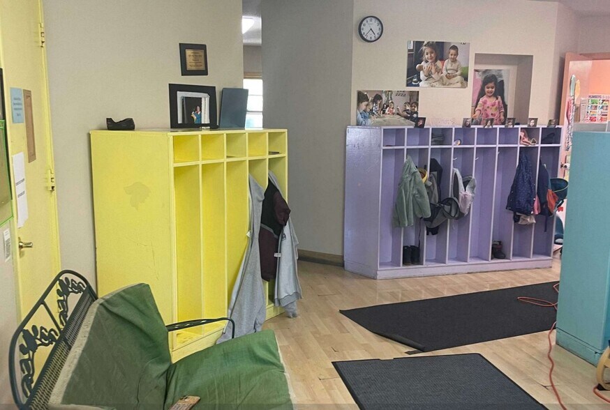 More Photos Of 1758 Ford Pky, Saint Paul Schools For Sale