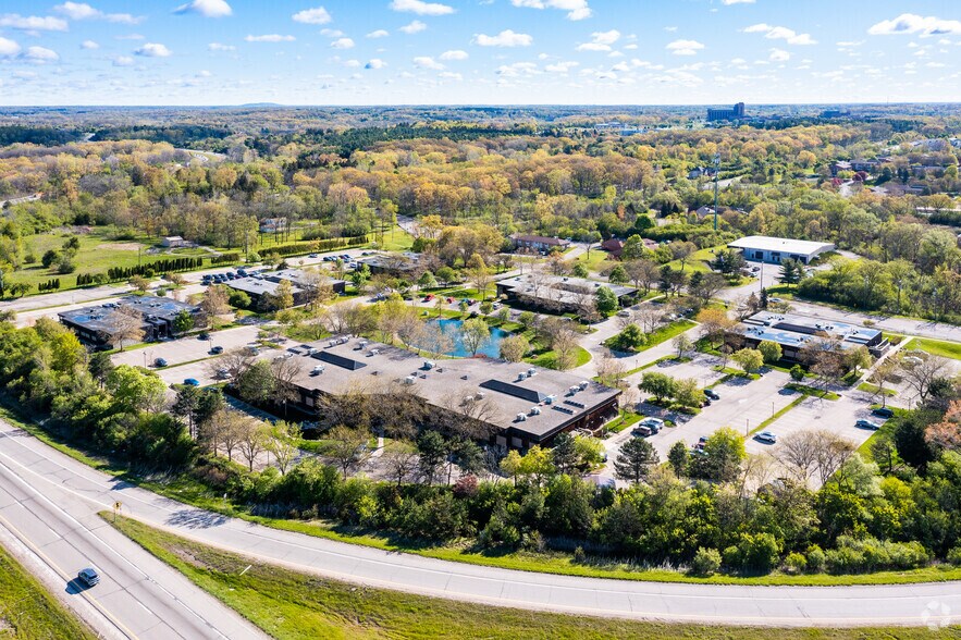 More Photos Of 2008 Hogback Rd, Ann Arbor Unknown For Lease