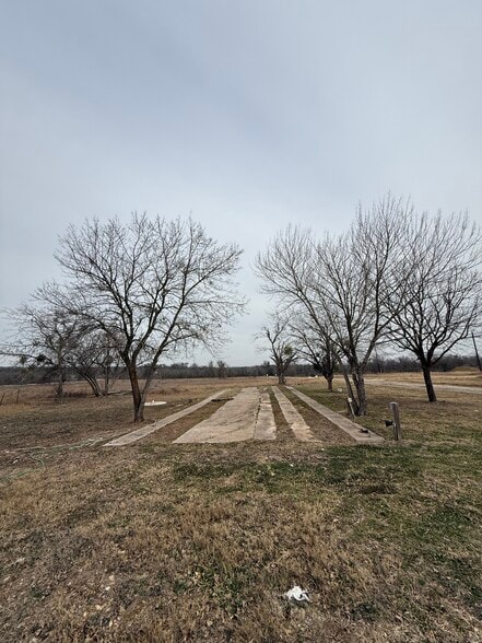 More Photos Of 15501 Jacobson Rd, Del Valle Land For Lease