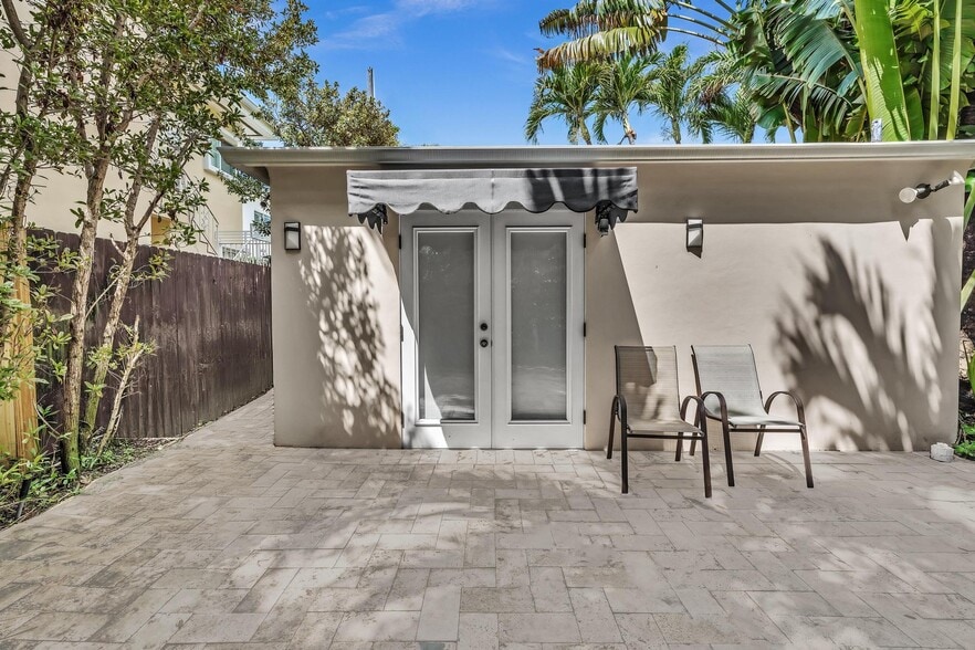 More Photos Of 836 W 40th St, Miami Beach Apartments For Sale