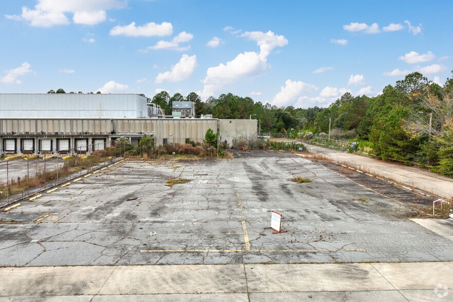 More Photos Of 102 N Midway Rd, Cordele Refrigeration Cold Storage For Sale