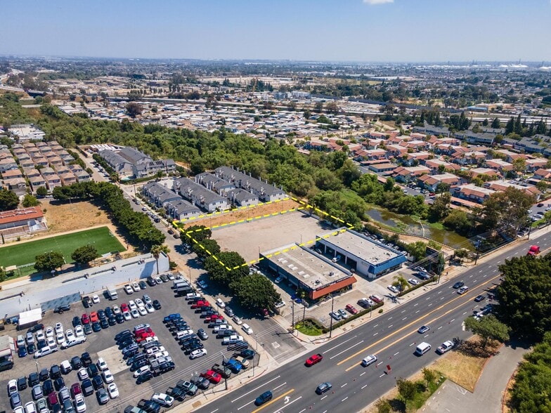 More Photos Of 25530 Dodge, Harbor City Land For Sale