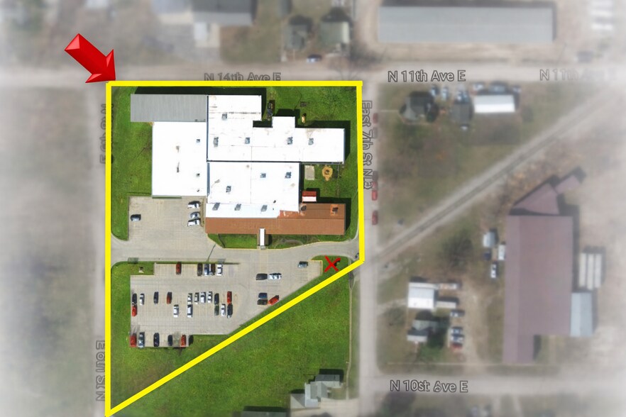 More Photos Of 1017 E 7th St N, Newton Office For Sale