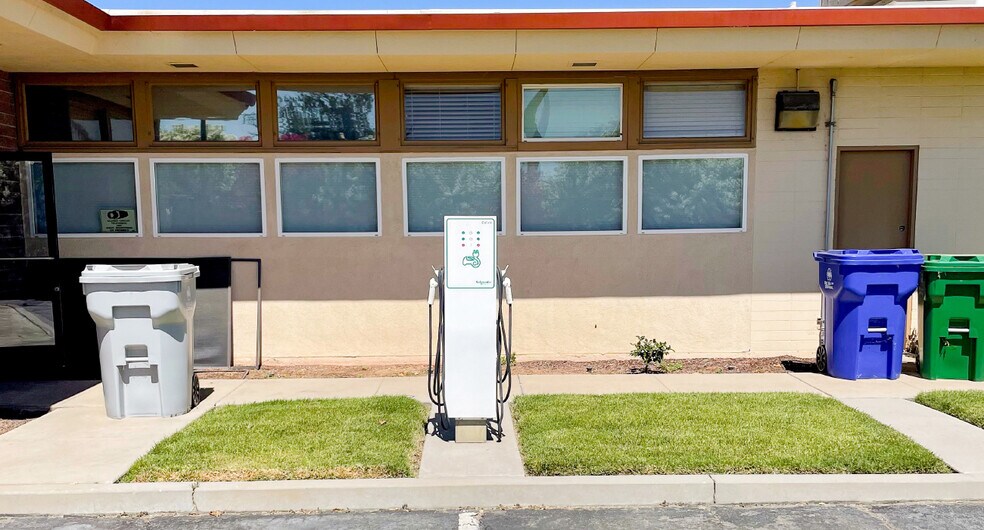 More Photos Of 971 E Broadway Ave, Atwater Office For Lease