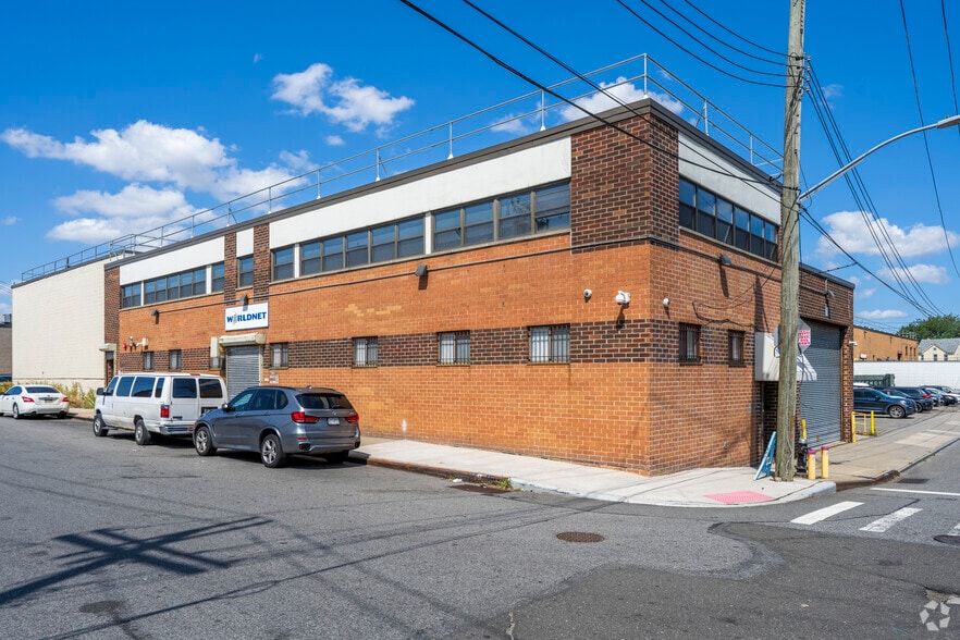 Primary Photo Of 147-40 184th St, Jamaica Warehouse For Lease