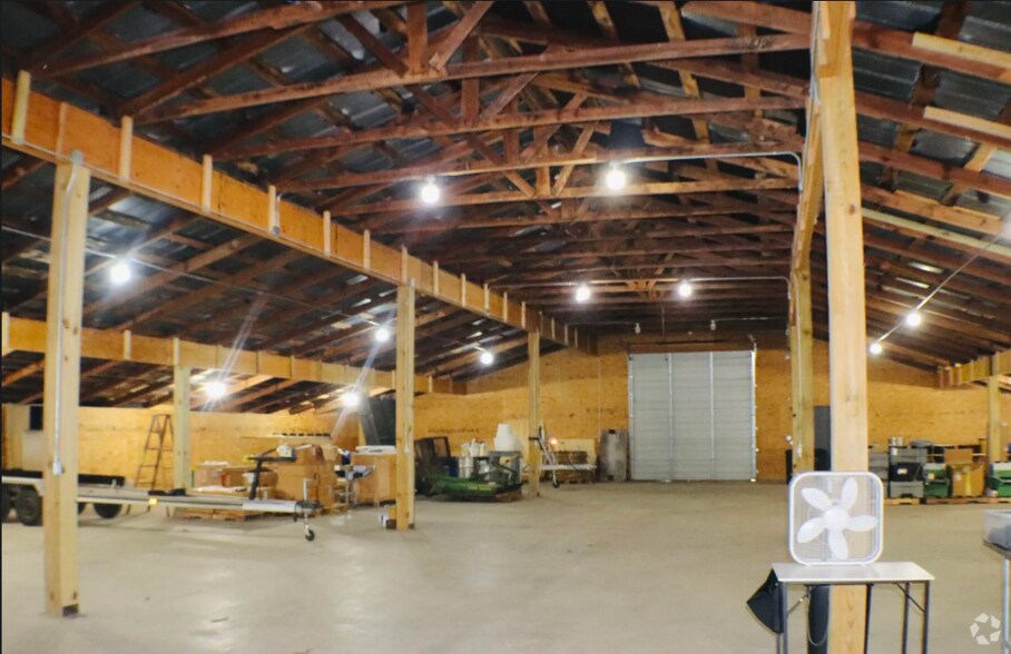 More Photos Of 1291 Eddy Scant City Rd, Arab Warehouse For Sale