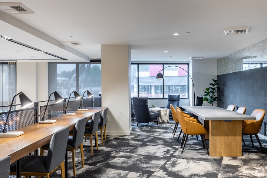 More Photos Of 1725 SW Salmon St, Portland Apartments For Lease