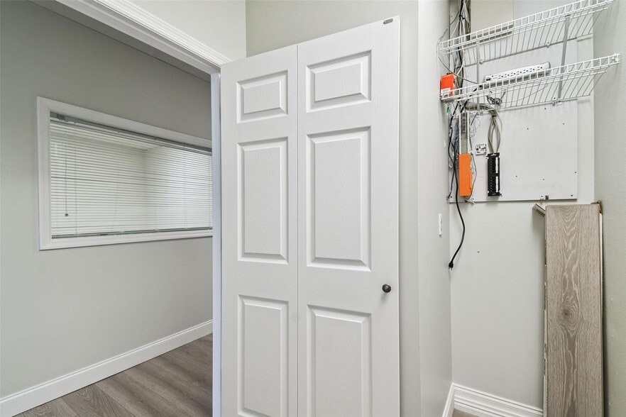 More Photos Of 5404 Hoover Blvd, Tampa Medical For Sale
