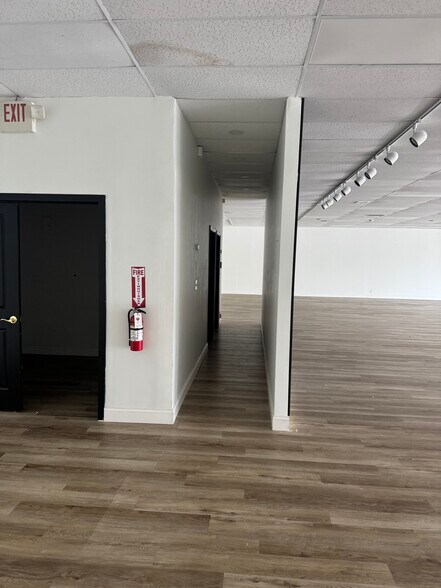More Photos Of 3200-3226 W Hillsboro Blvd, Deerfield Beach Storefront For Lease