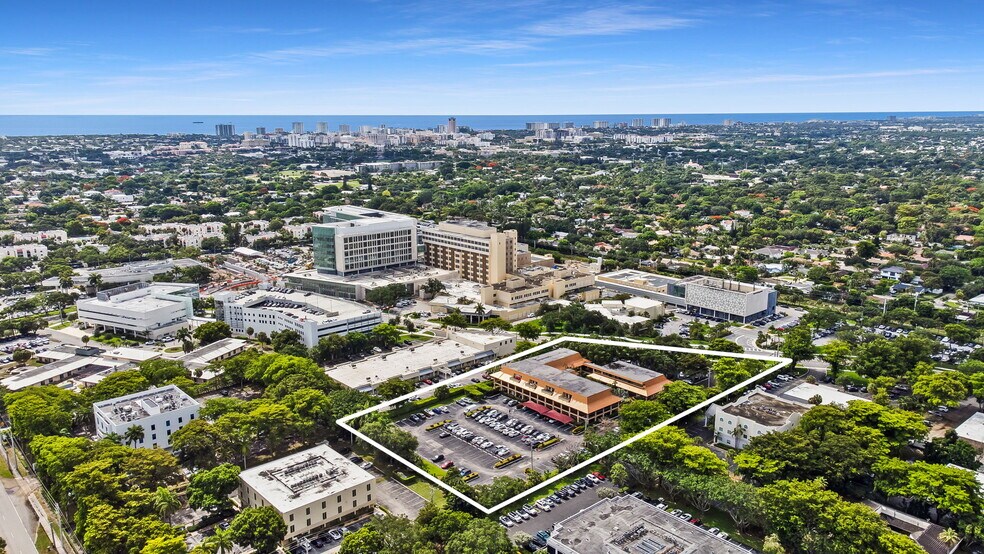 More Photos Of 825-875 Meadows Rd, Boca Raton Medical For Lease