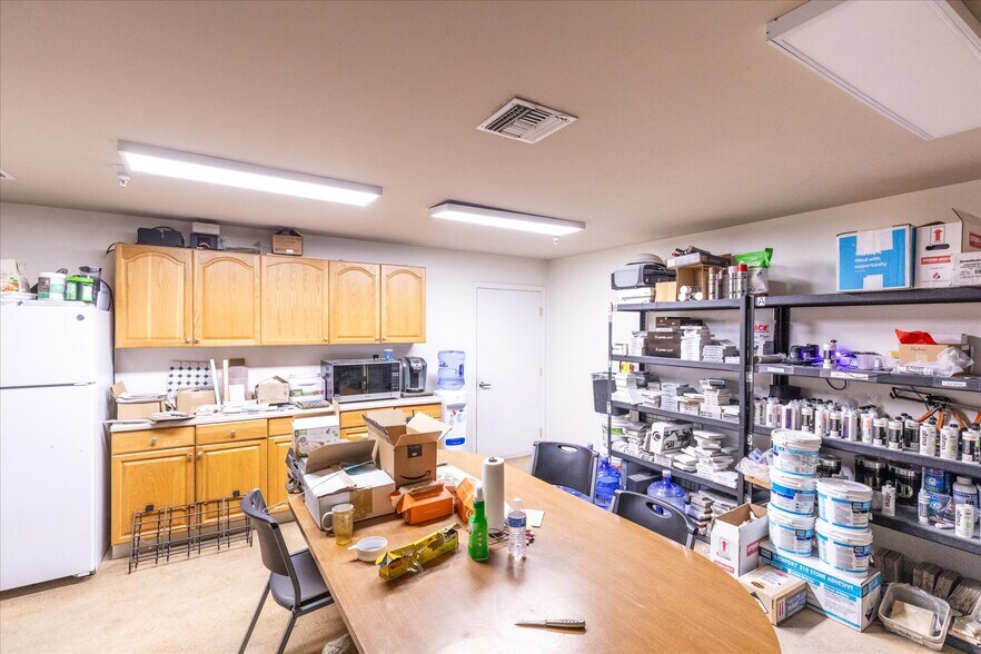 More Photos Of 325 Santa Bella, Paso Robles Warehouse For Lease