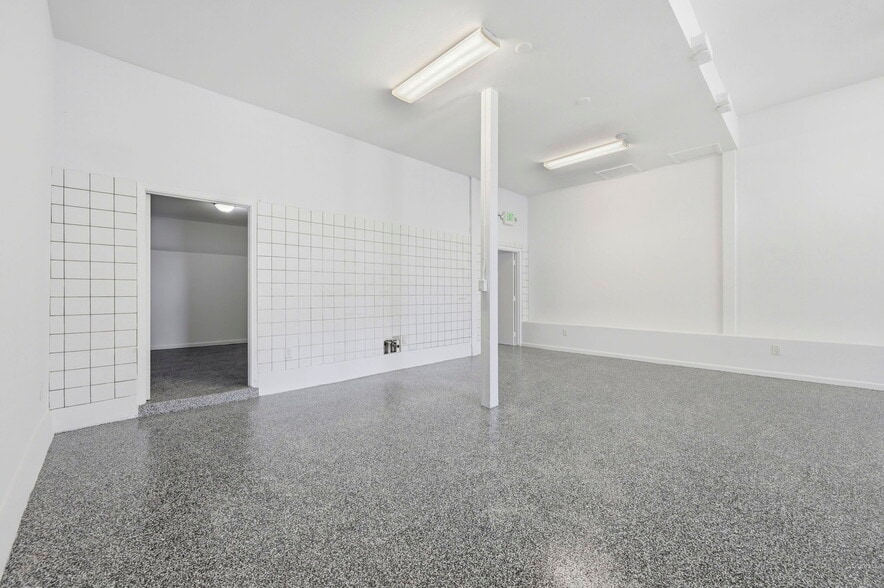 More Photos Of 3415-3417 Mission St, San Francisco Storefront Retail Residential For Lease