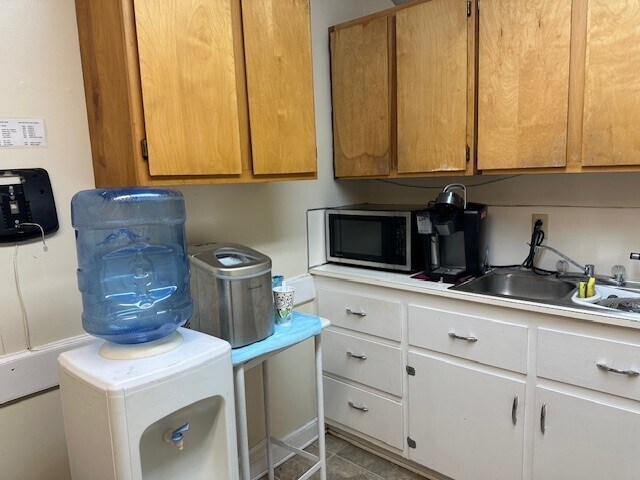 More Photos Of 498 North St, Bamberg Medical For Sale