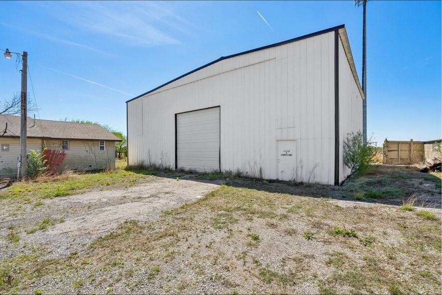 Primary Photo Of 11113 S Sunnylane Rd, Oklahoma City Warehouse For Sale