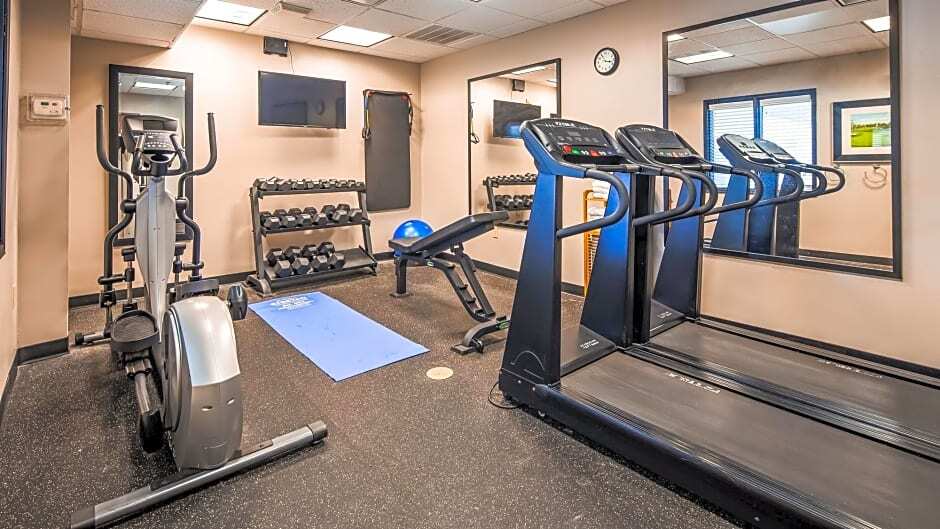 More Photos Of 1008 Sheppard Rd, Burkburnett Hotel For Sale