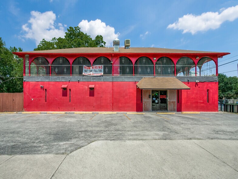 Primary Photo Of 226 E Fest St, San Antonio Restaurant For Sale