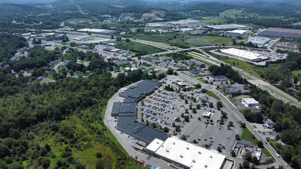 More Photos Of 74 Brookside Ave, Chester General Retail For Lease