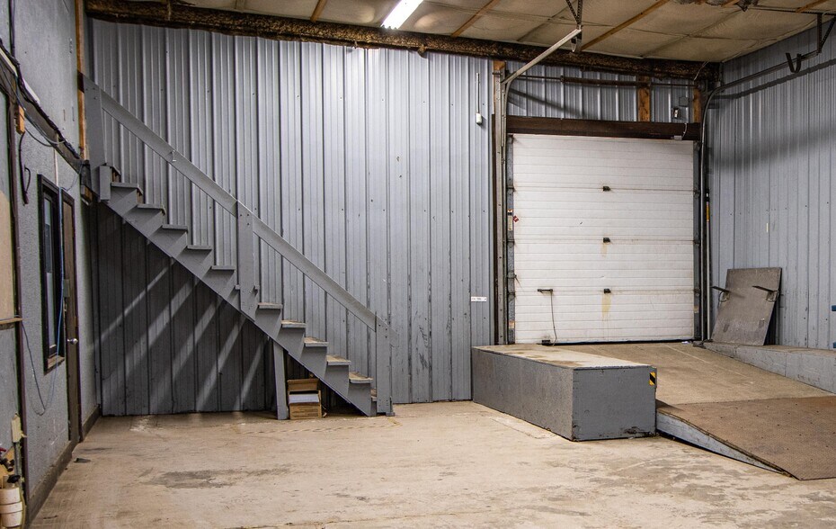 More Photos Of 69 Freedom Pky, Hermon Light Manufacturing For Lease