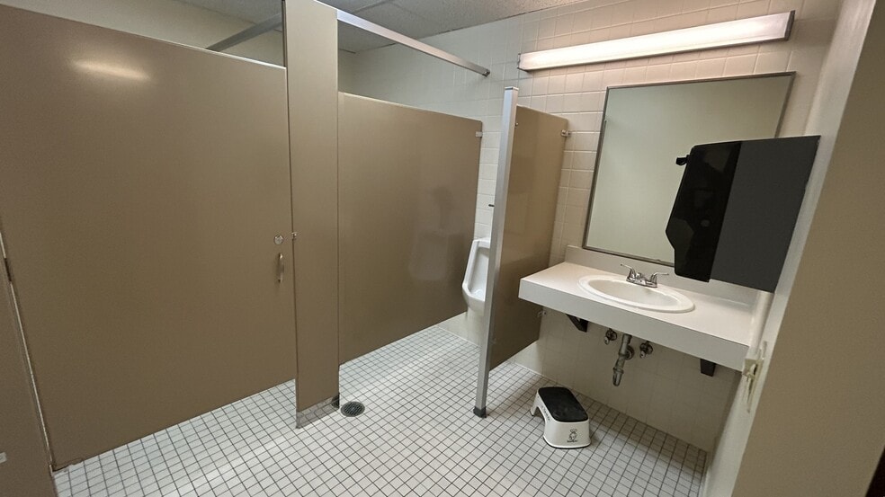 More Photos Of 1566 Middle rd, Oneida Religious Facility For Sale