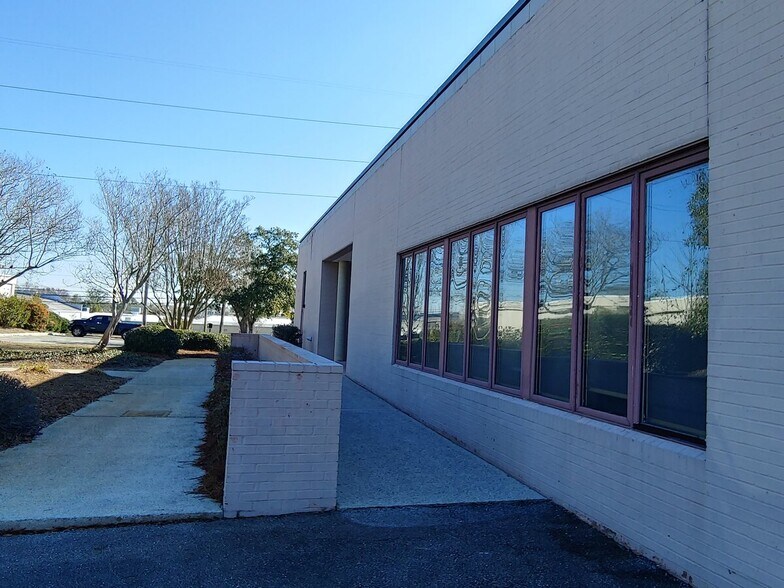 More Photos Of 909 Market St, Wilmington Office For Lease
