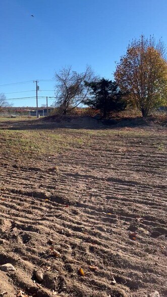 More Photos Of 1931 Plainfield Pike, Johnston Restaurant For Lease