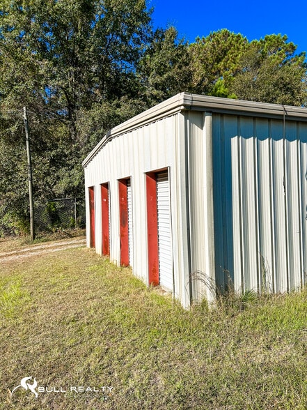 More Photos Of 109 Coleman Dr, Eatonton Self Storage For Sale