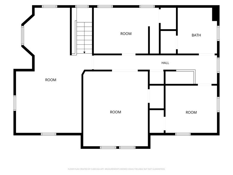 More Photos Of 428 W State St, Geneva Freestanding For Lease