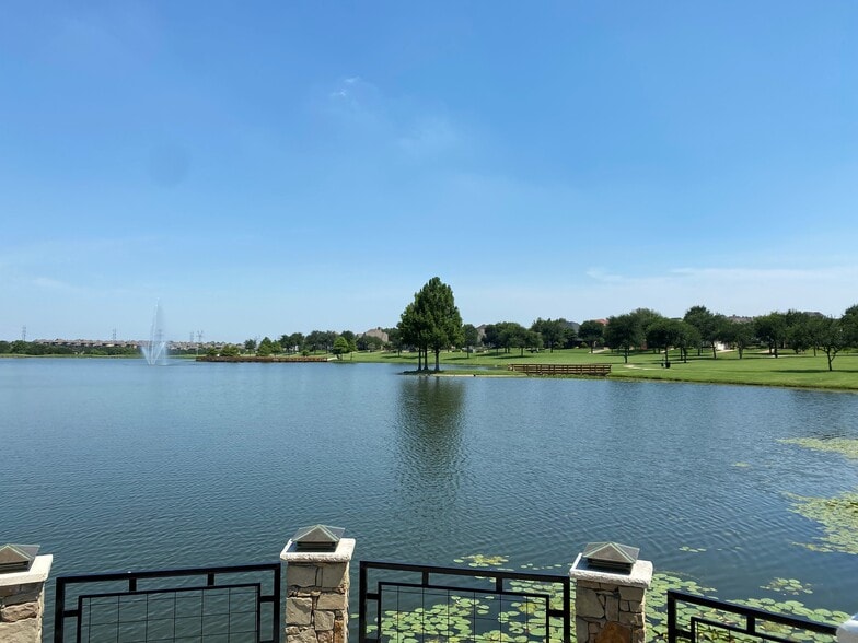 More Photos Of 2520 King Arthur Blvd, Lewisville Storefront For Sale