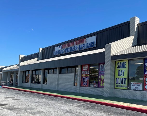 More Photos Of 425 Sigman Rd, Conyers Unknown For Lease