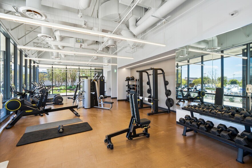 More Photos Of 5000 Birch St, Newport Beach Unknown For Lease