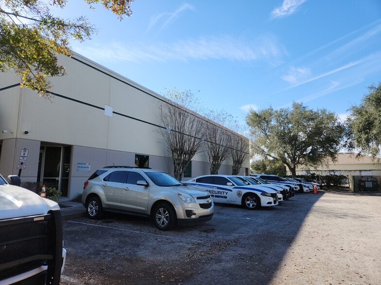 More Photos Of 1806 33rd St, Orlando Flex For Sale