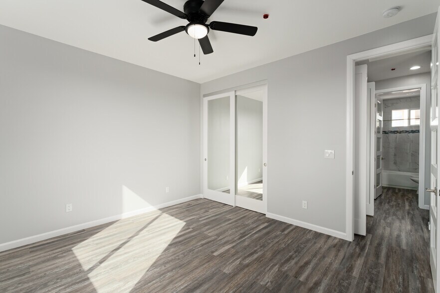 More Photos Of 6728 Thomson Ct, San Diego Apartments For Sale