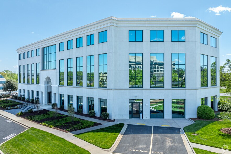Primary Photo Of 9144 Arrowpoint Blvd, Charlotte Office For Sale