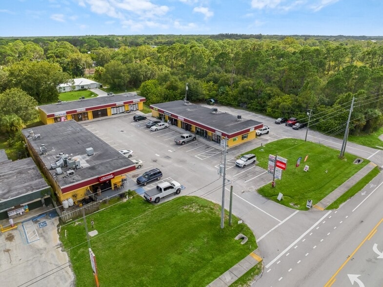 More Photos Of 5180-5186 Turnpike Feeder Rd, Fort Pierce General Retail For Sale